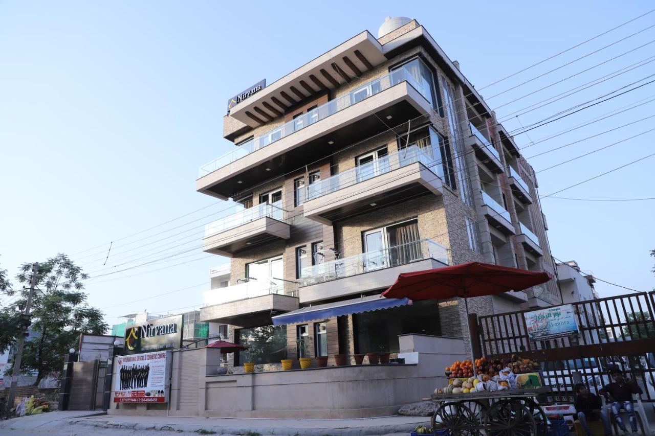 Nirvana Rooms Gurgaon Dış mekan fotoğraf