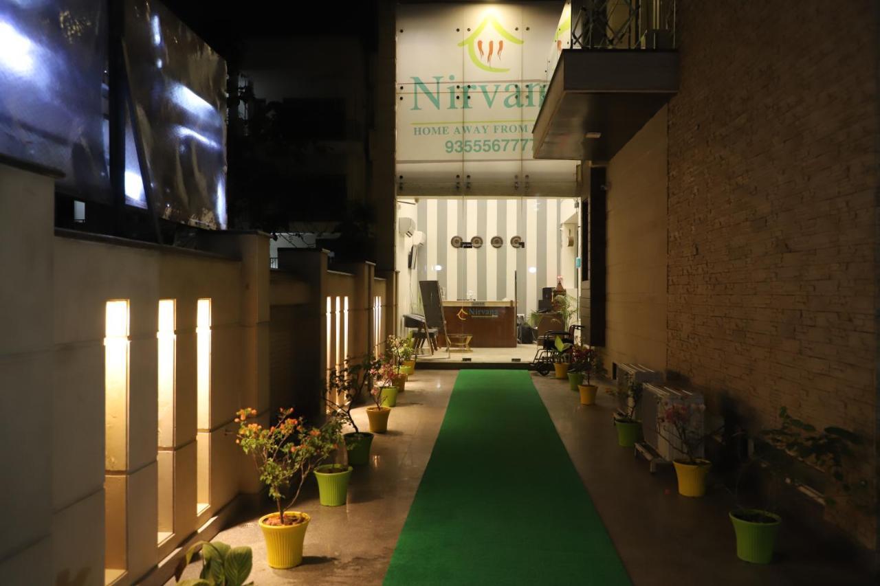 Nirvana Rooms Gurgaon Dış mekan fotoğraf